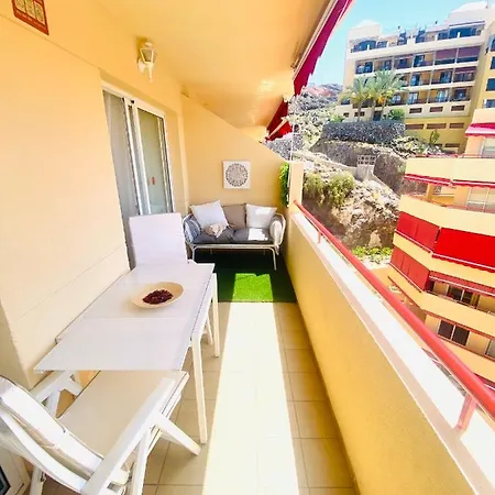 Bonito Cerca Del Mar * Puerto de Santiago (Tenerife)