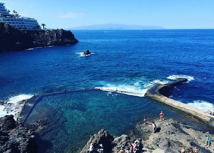 Bonito Cerca Del Mar Apartamento